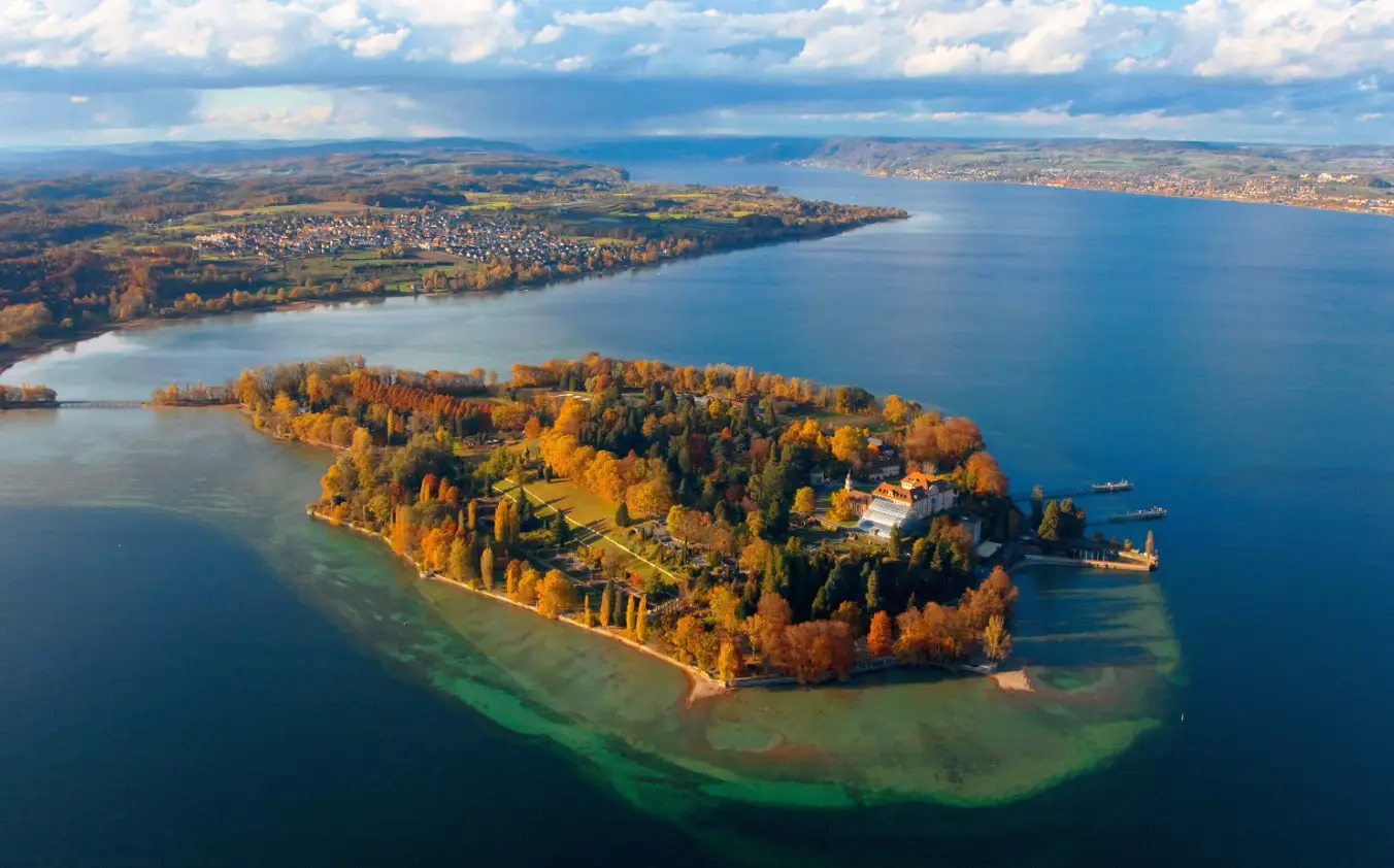 Bodensee und Insel Mainau aus der Luft